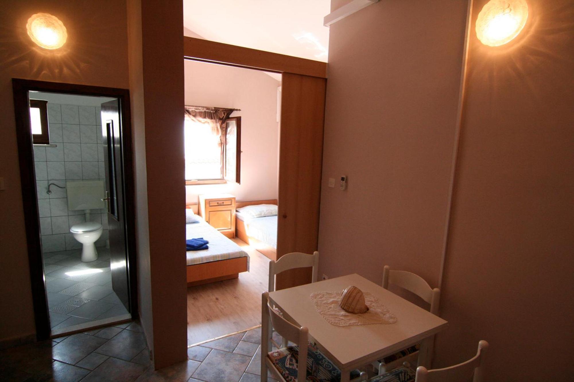Apartments Marta Trogir Room photo
